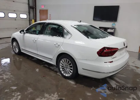 2017 Volkswagen Passat 1.8T Se из США, поврежденный, VIN 1VWBT7A36HC031133